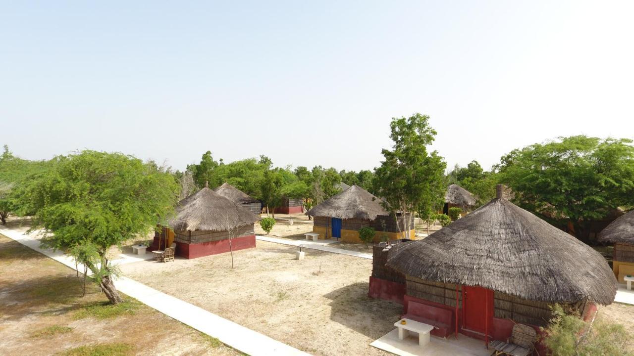 Campement Hakuna Lodge Mar Lodj 外观 照片